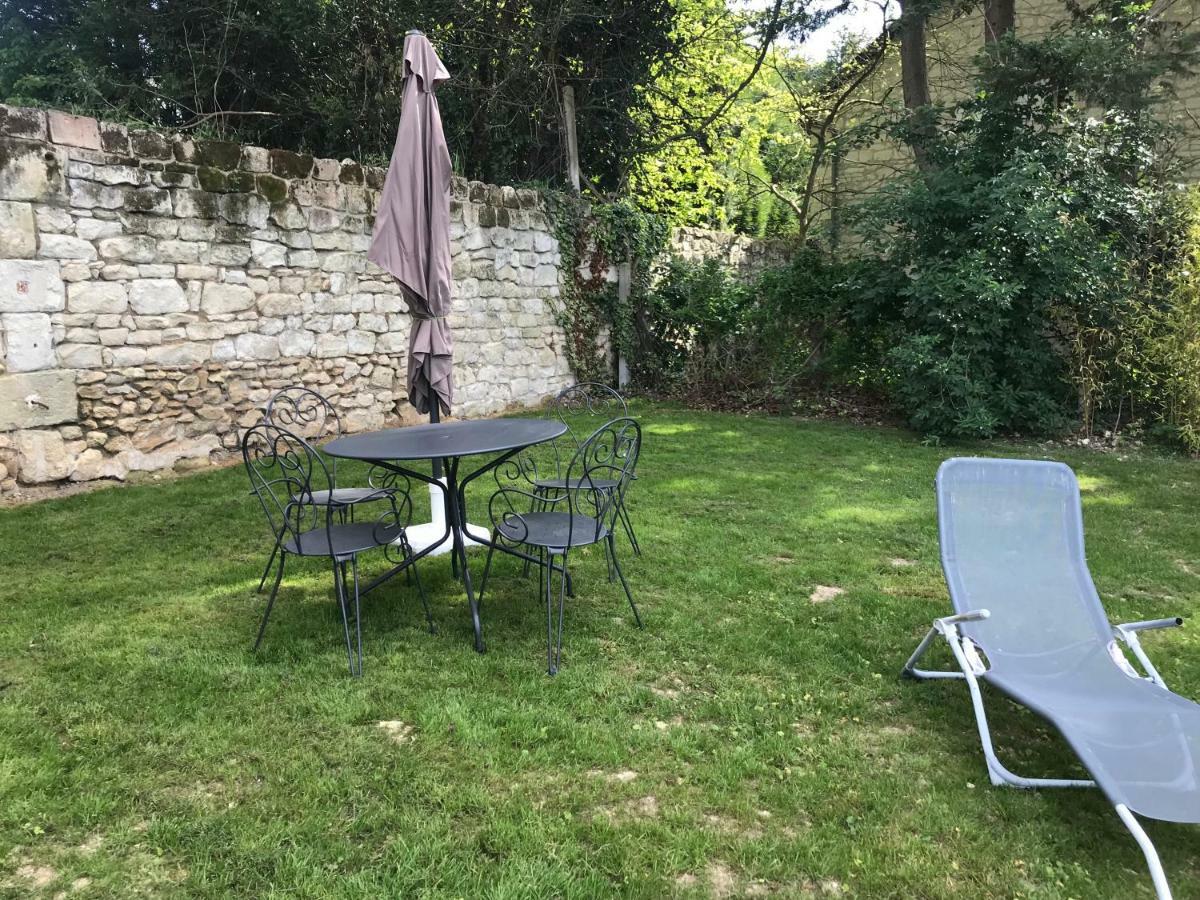 Le Petit Domaine Des Aubuis Chinon Exterior foto